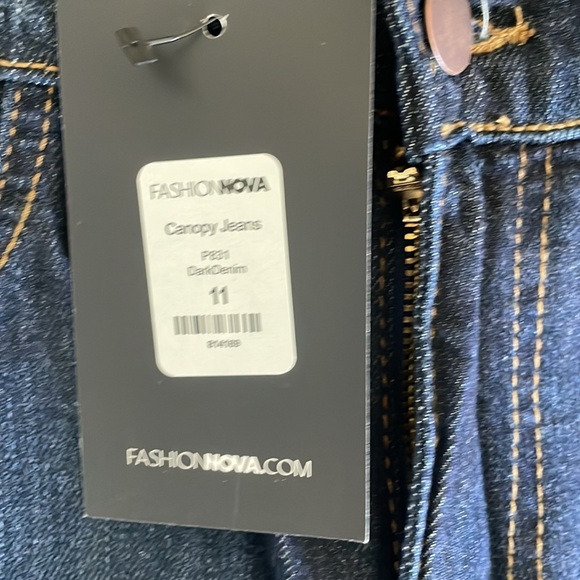 NET Fashion Nova Canopy Jeans - Picture 3 of 6
